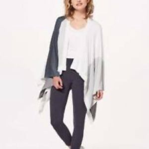 Lululemon Hatha Wrap Scarf Nebula Raceway